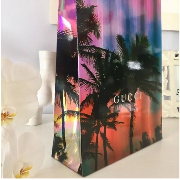 ⚜️GUCCI Holiday 2019 Limited Edition Collectors Palm Tree Hologram Shoppin… - Picture 3 of 9